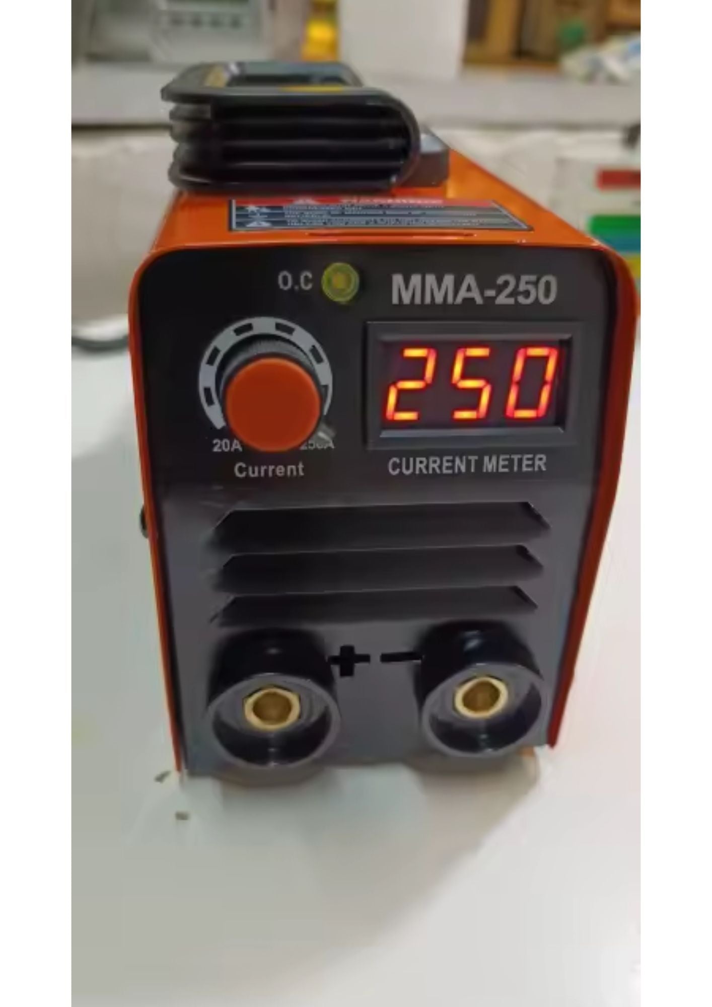 Machine de soudage à l’arc 300A portable 220V avec affichage LCD haute visibilité